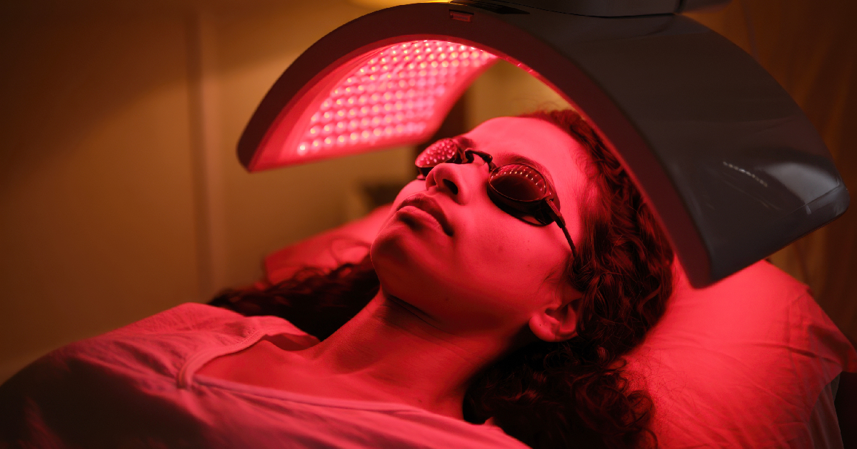 Woman Receiving LED Infrared Therapy in Ville Platte, LA | La Bonne Vie Family Healthcare & Aesthetics